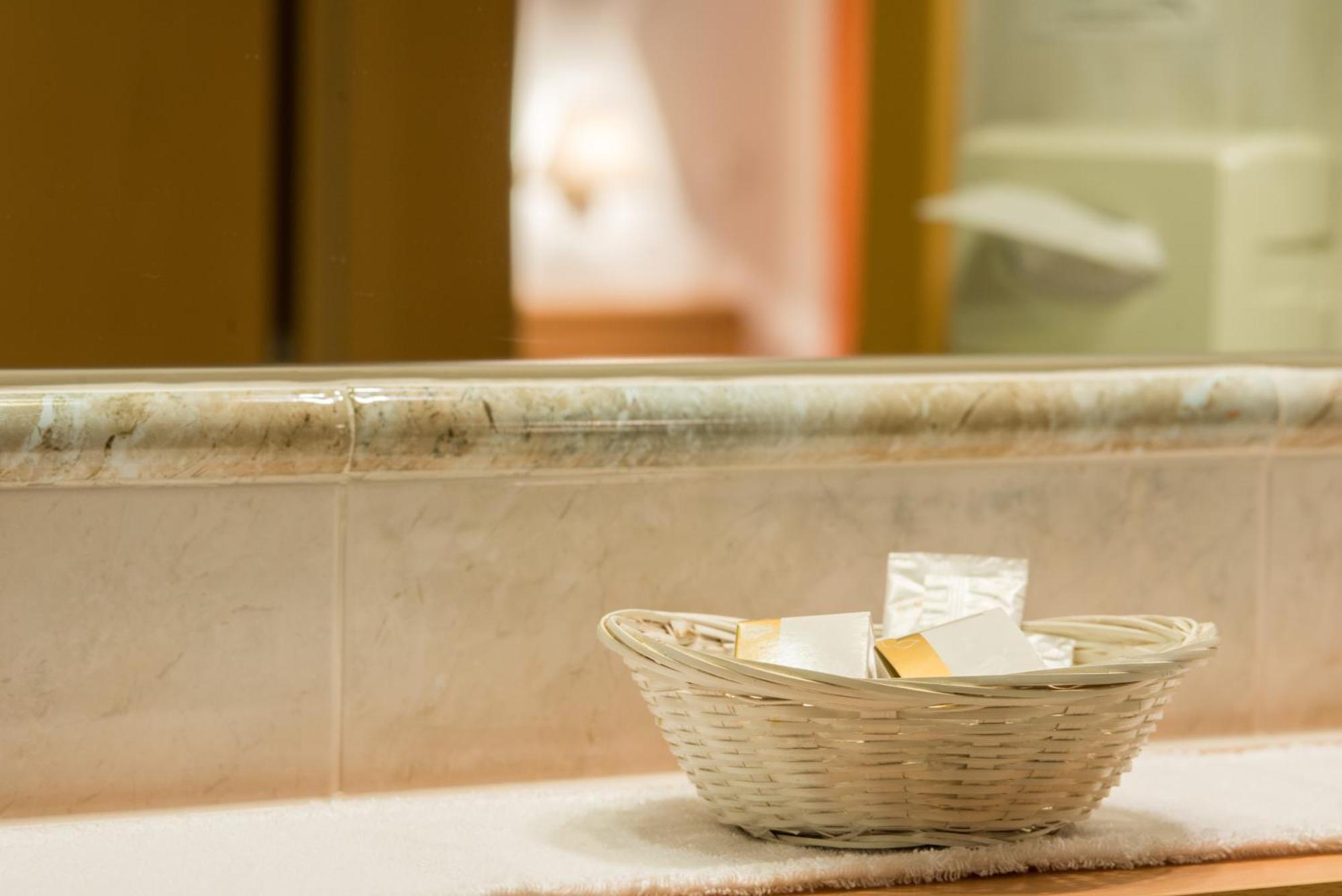 Hotel Meinhardt Schenna Ngoại thất bức ảnh